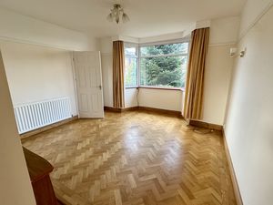 Lounge- click for photo gallery